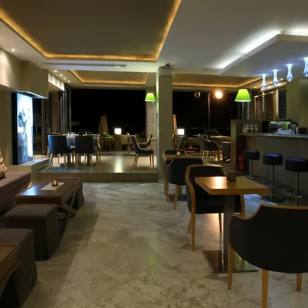 Hotel Golden Star Peraía