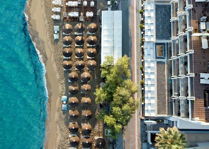 Golden Star Hotel