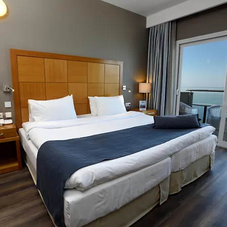 Ξενοδοχείο Golden Star 4*