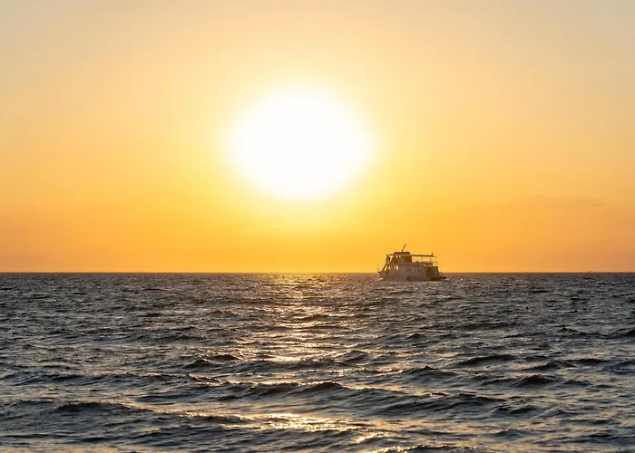 Golden Star Hotell Peraía